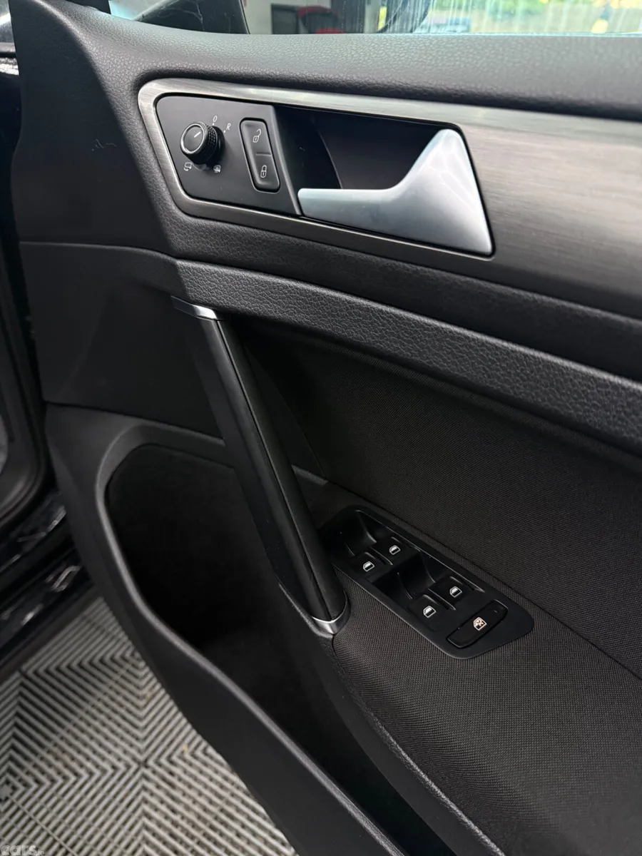 Volkswagen Golf Hatchback, Petrol, 2013, Black