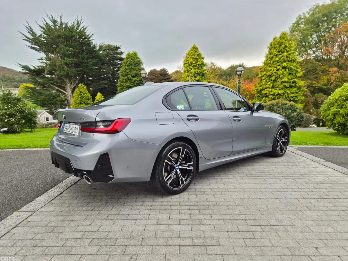 BMW 3-Series Saloon, Petrol Plug-in Hybrid, 2023, Grey