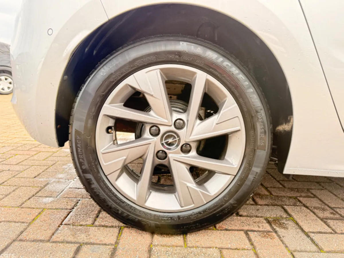 Opel Corsa Hatchback, Petrol, 2024, Grey