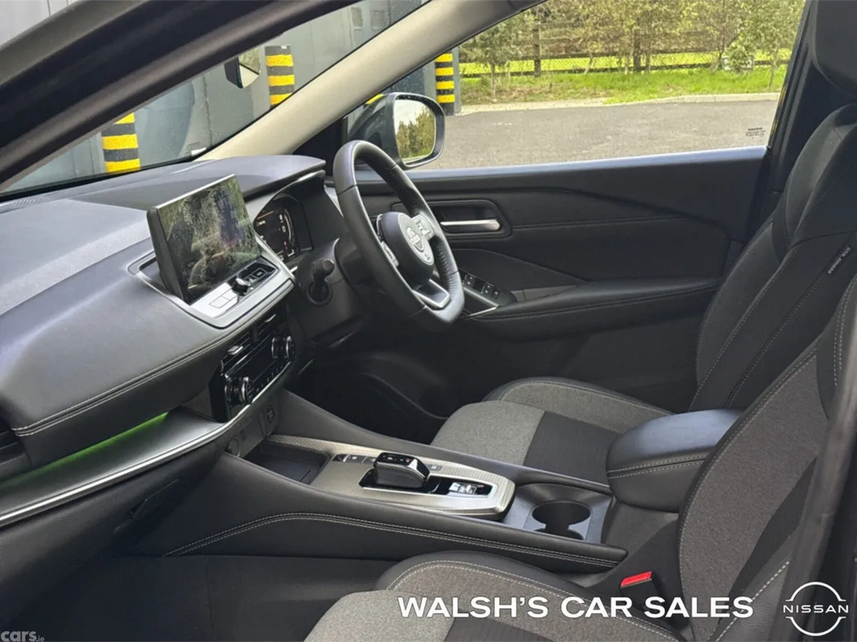 Nissan Qashqai SUV, Petrol Hybrid, 2026, Black