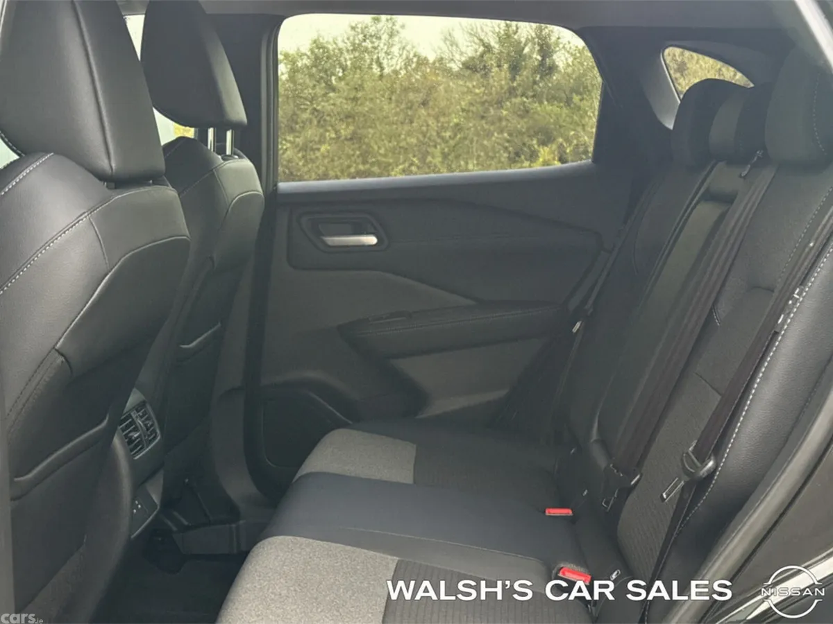 Nissan Qashqai SUV, Petrol Hybrid, 2026, Black