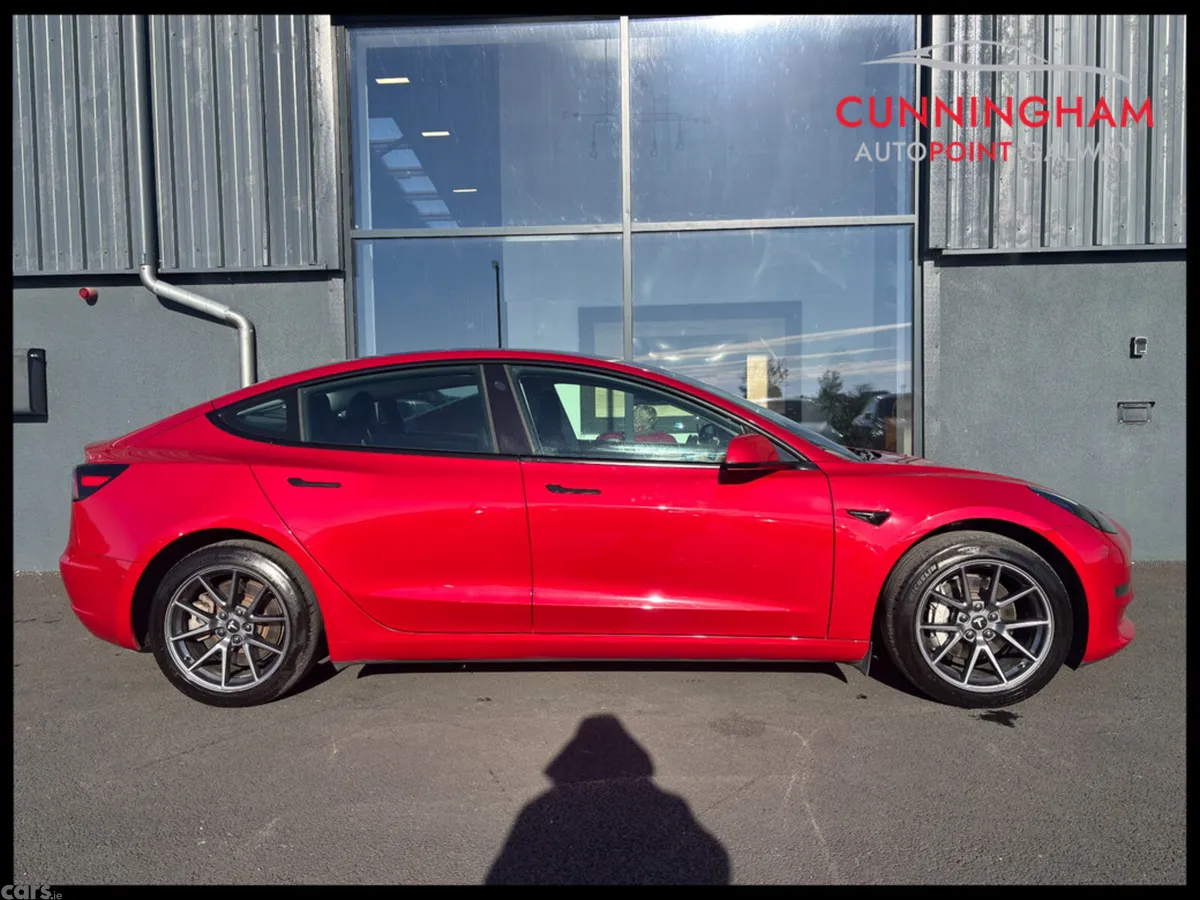 Tesla Model 3 Saloon, Electric, 2023, Red