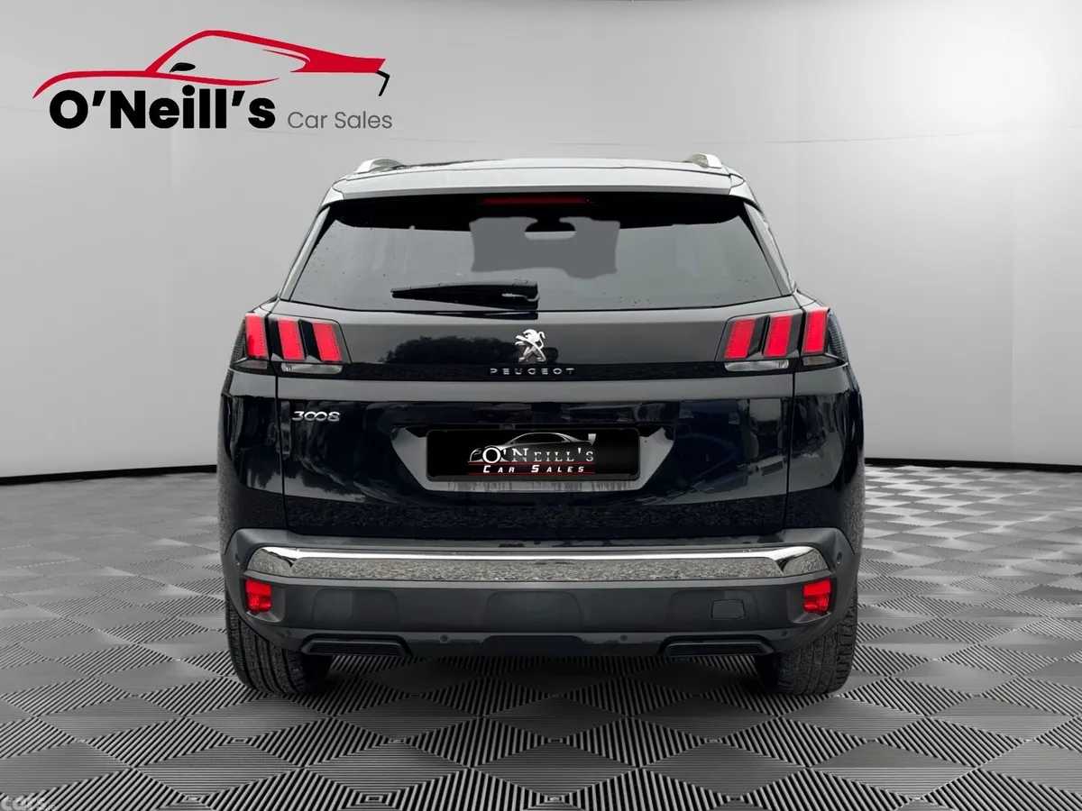 Peugeot 3008 MPV, Petrol, 2019, Black