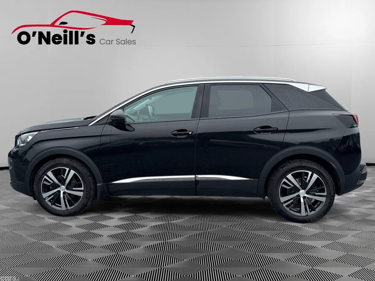 Peugeot 3008 MPV, Petrol, 2019, Black