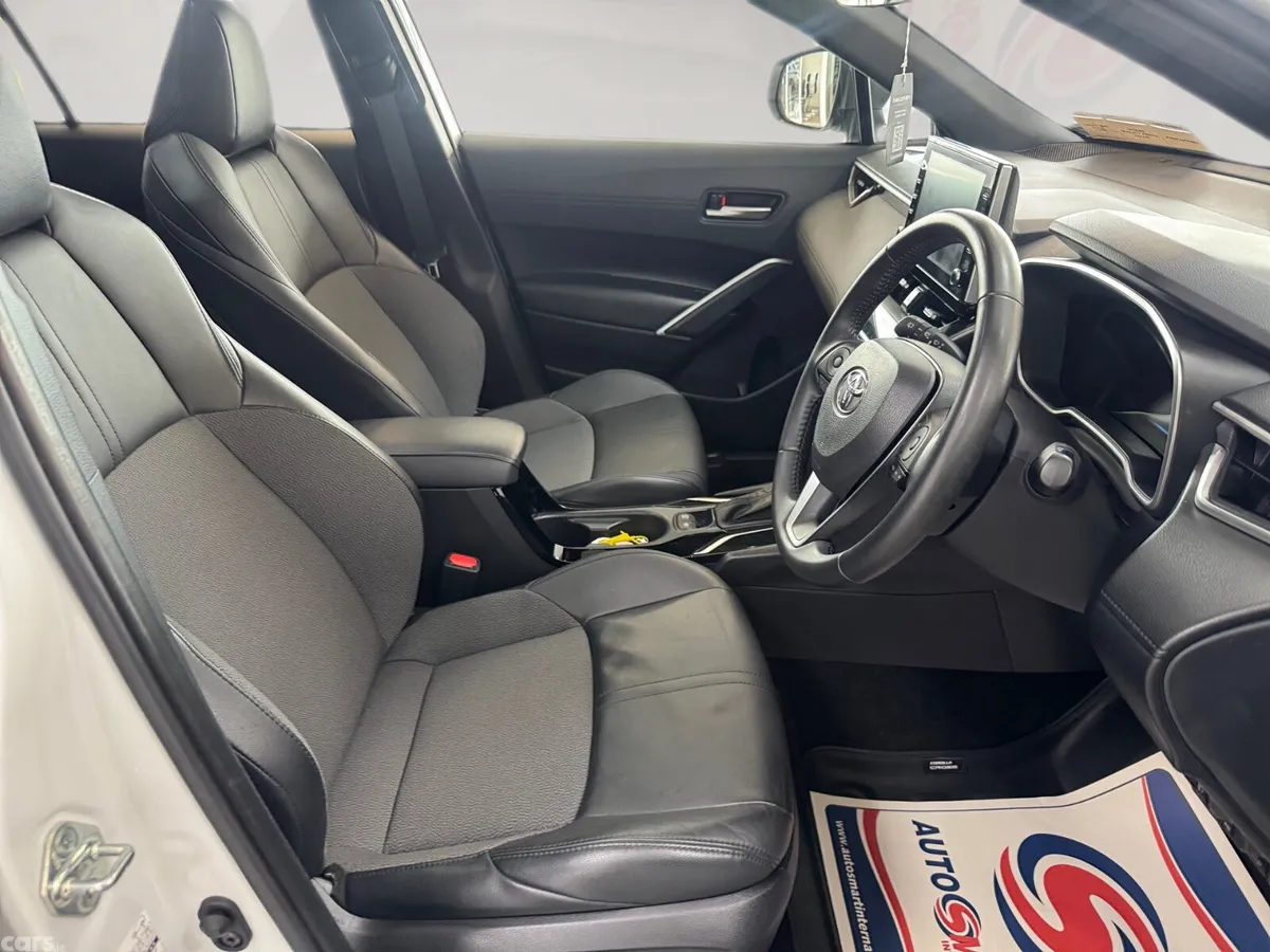Toyota Corolla Cross SUV, Petrol Hybrid, 2023, White