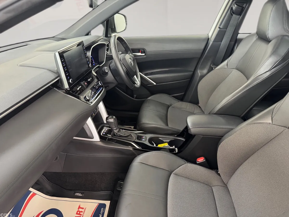 Toyota Corolla Cross SUV, Petrol Hybrid, 2023, White