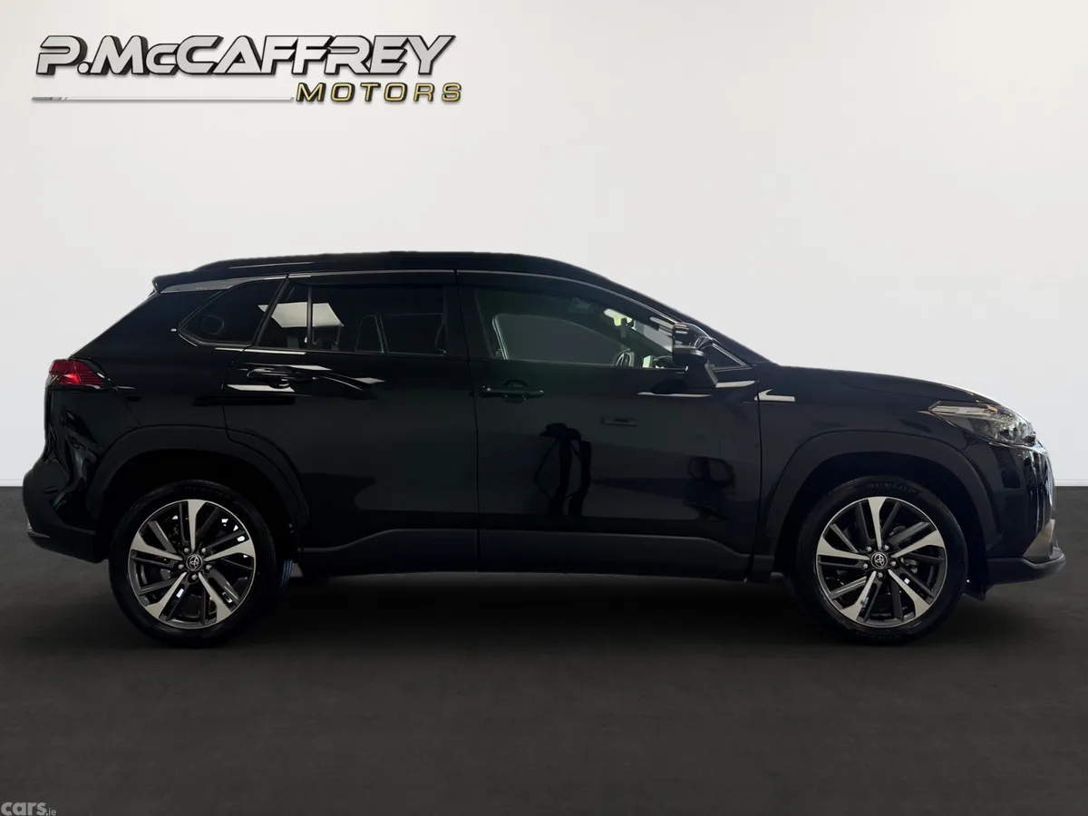 Toyota Corolla Cross SUV, Petrol Hybrid, 2023, Black