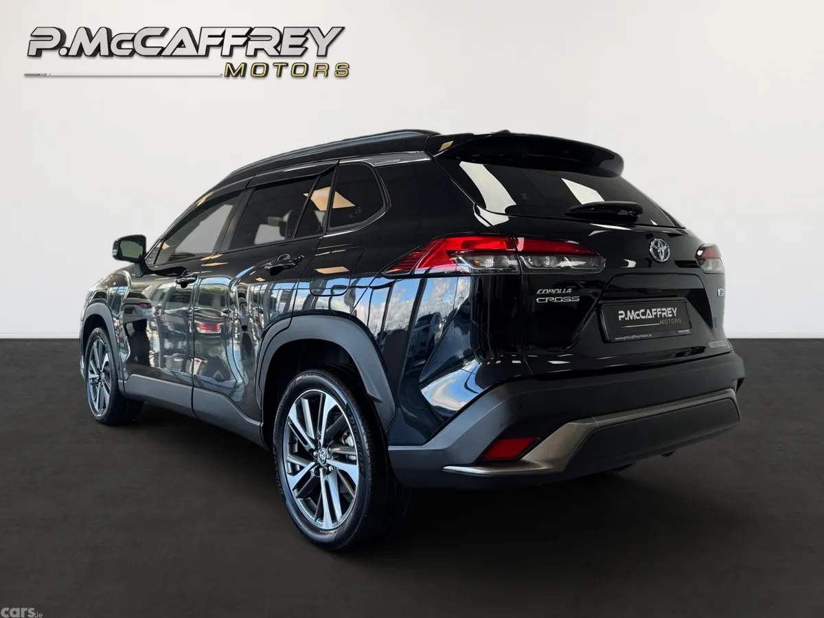 Toyota Corolla Cross SUV, Petrol Hybrid, 2023, Black