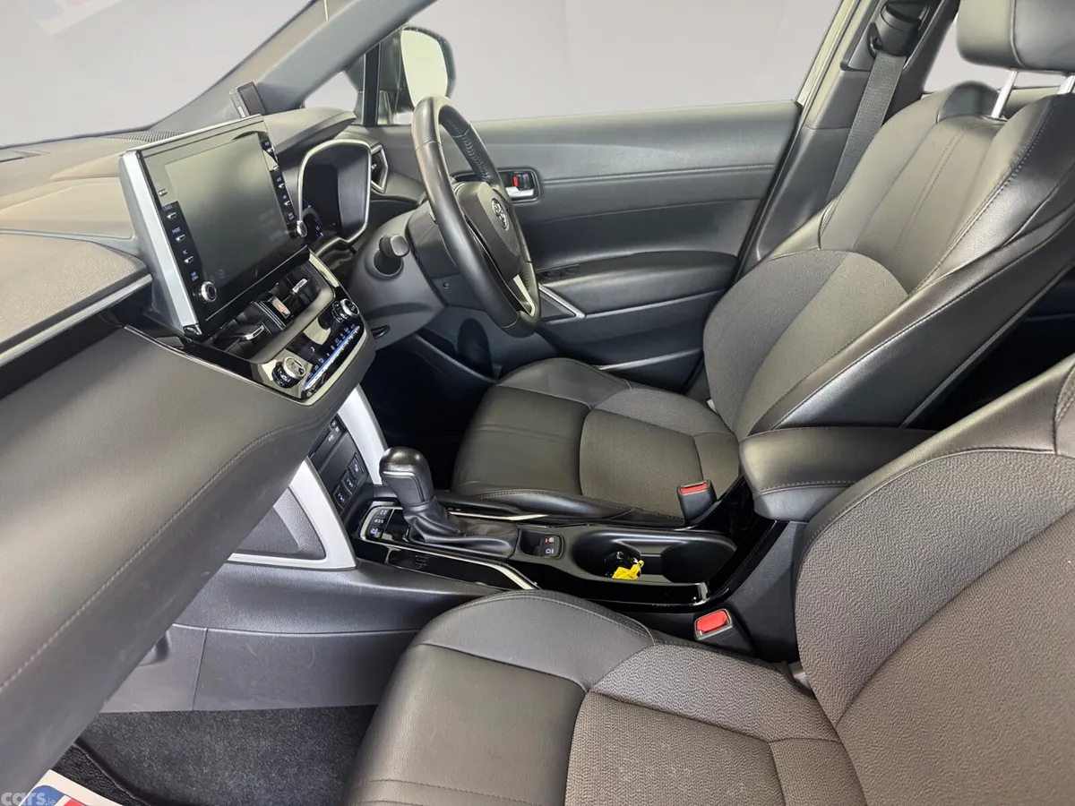 Toyota Corolla Cross SUV, Petrol Hybrid, 2023, Black