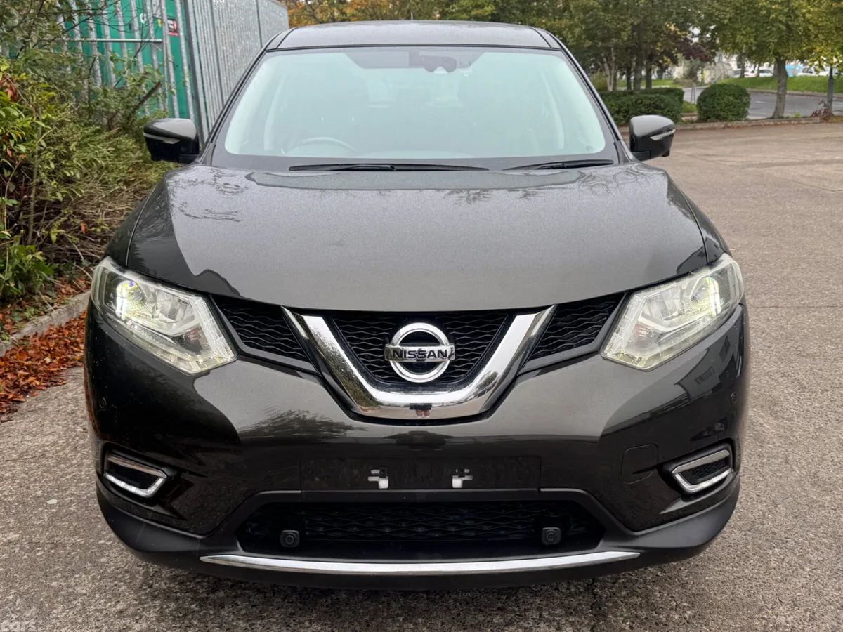 Nissan X-Trail SUV, Petrol Hybrid, 2016, Green