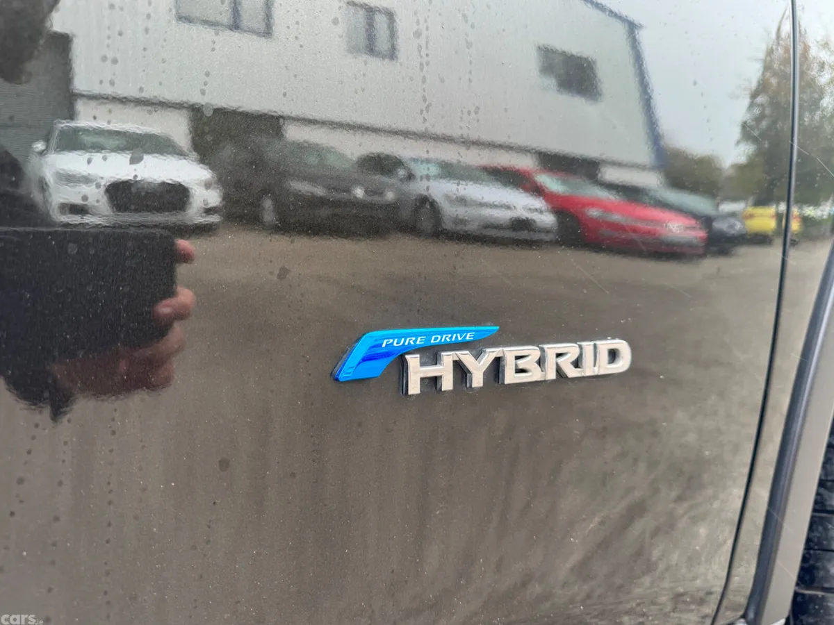 Nissan X-Trail SUV, Petrol Hybrid, 2016, Green