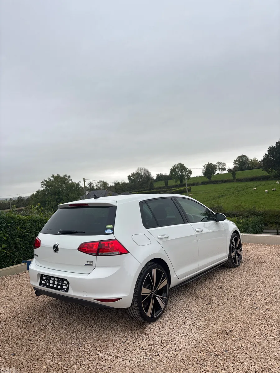 Volkswagen Golf Hatchback, Petrol, 2016, White