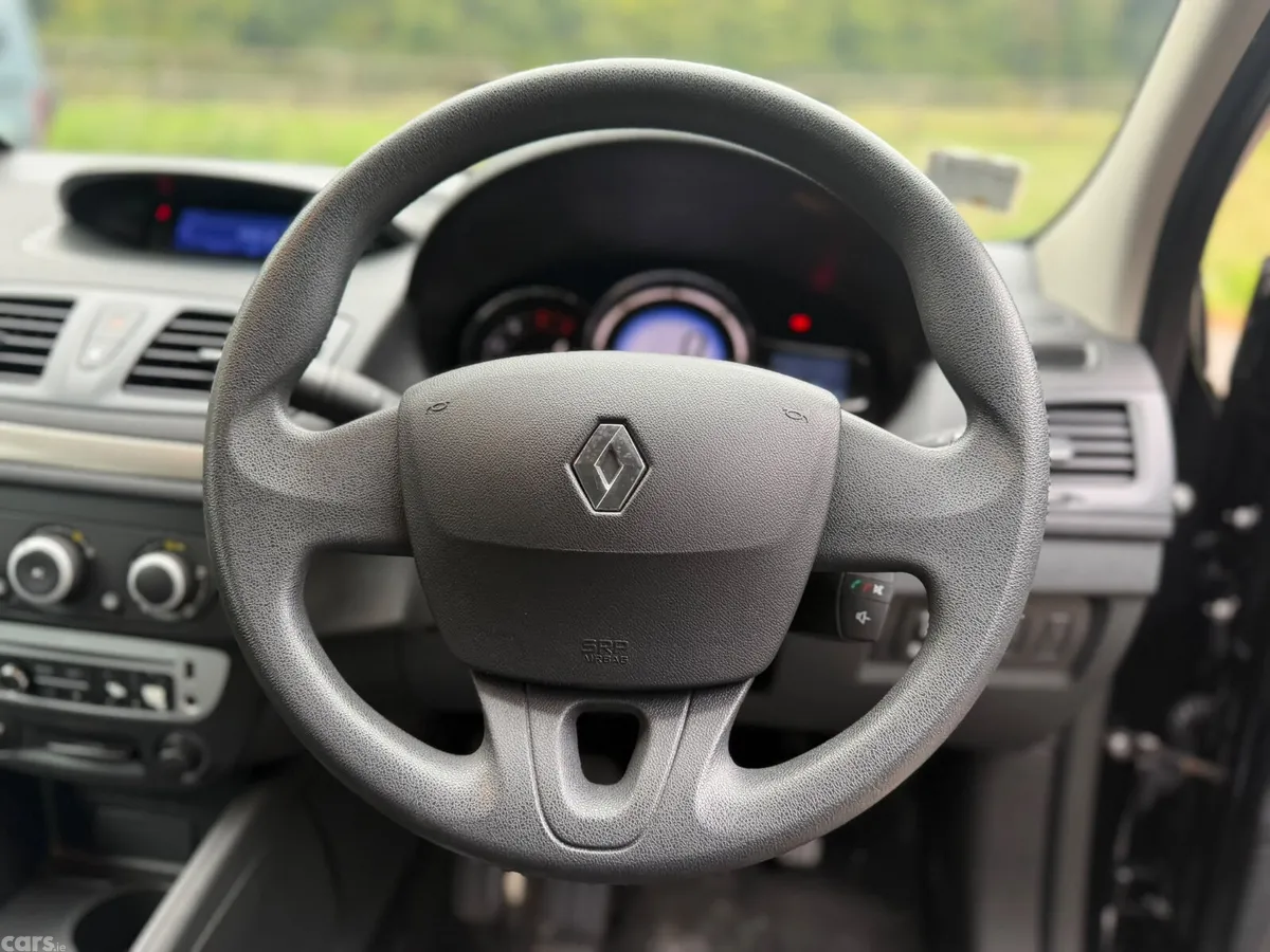 Renault Fluence Saloon, Diesel, 2013, Black