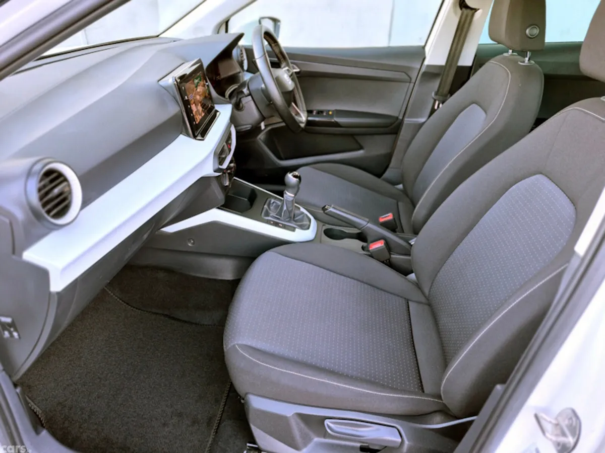 SEAT Arona SUV, Petrol, 2024, White