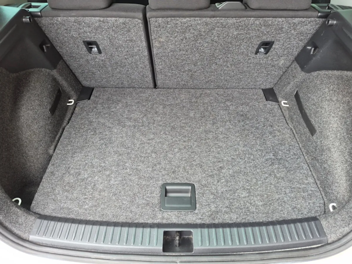 SEAT Arona SUV, Petrol, 2024, White