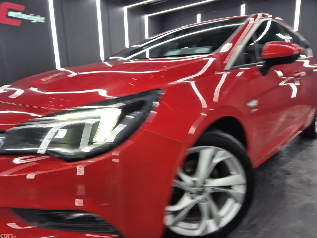 Opel Astra Hatchback, Diesel, 2018, Red