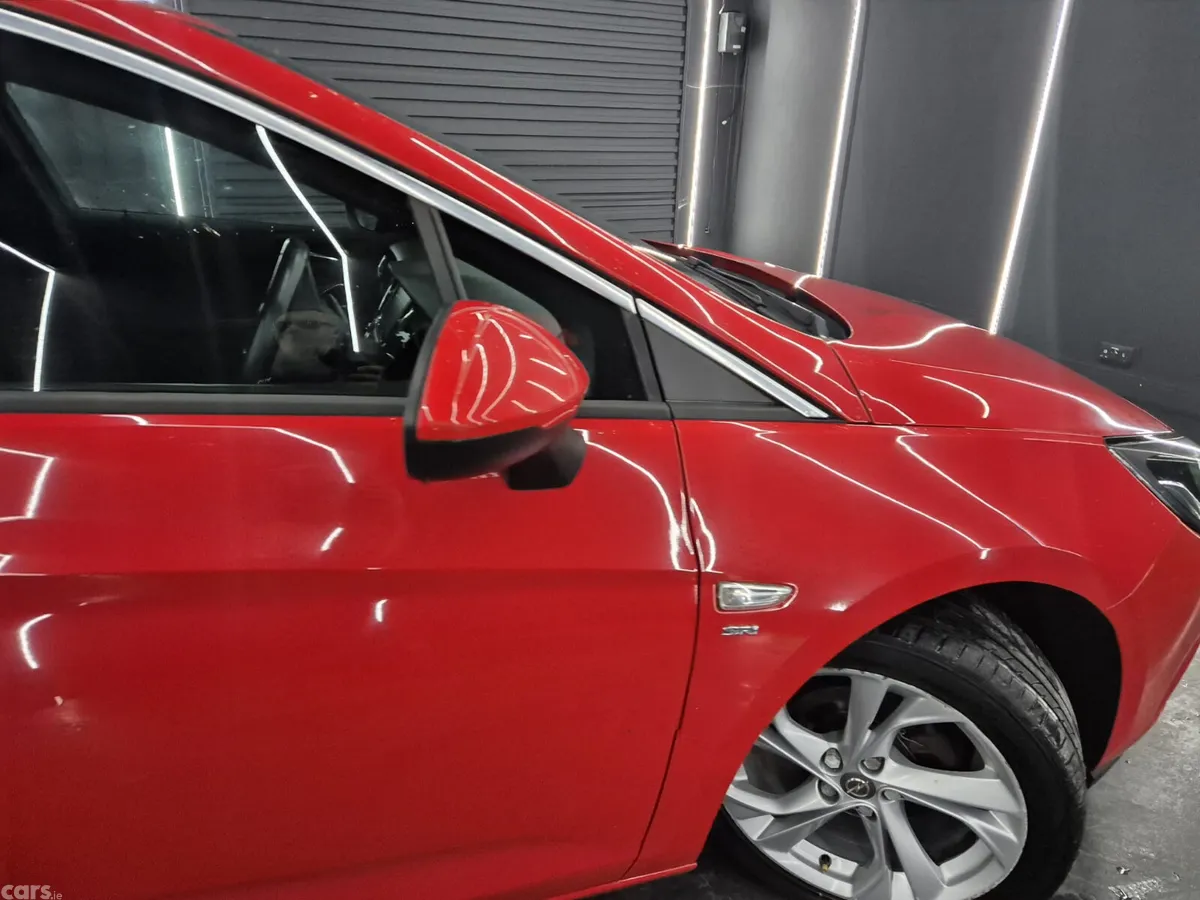 Opel Astra Hatchback, Diesel, 2018, Red