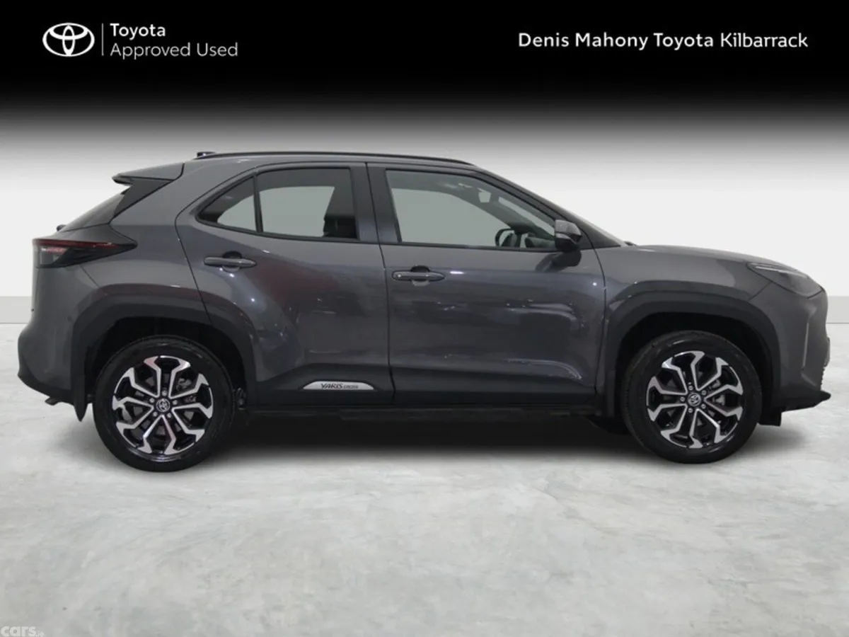 Toyota Yaris Cross Hatchback, Petrol Hybrid, 2026, Grey