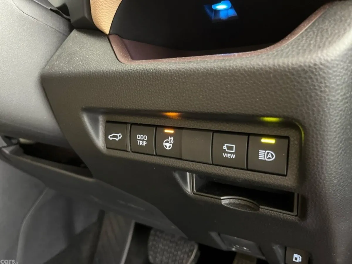 Toyota RAV4 SUV, Petrol Hybrid, 2025, Red