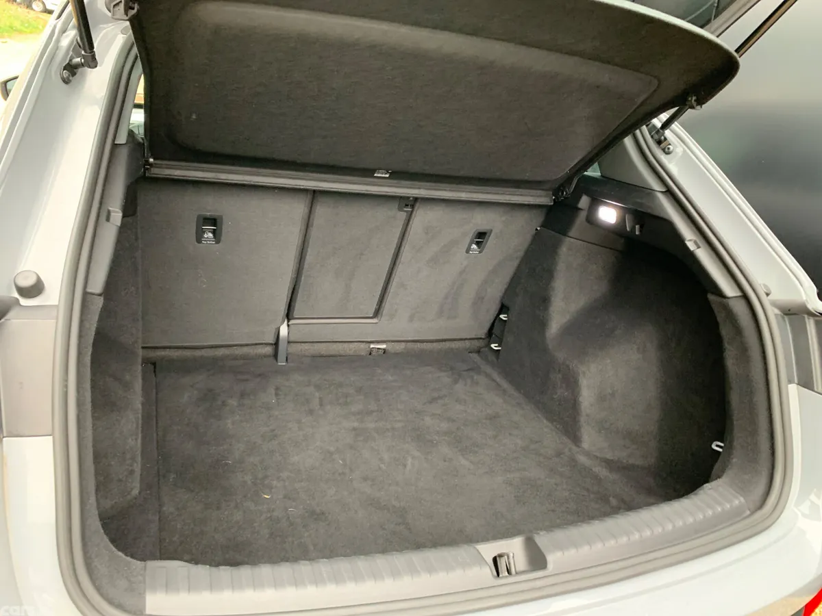 Audi Q4 e-tron SUV, Electric, 2023, Grey