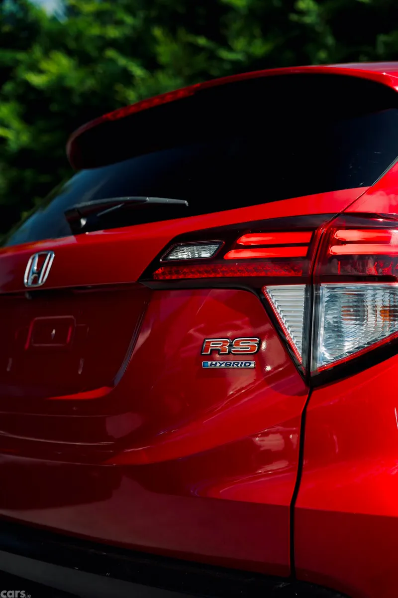 Honda Vezel Hatchback, Petrol Hybrid, 2017, Red