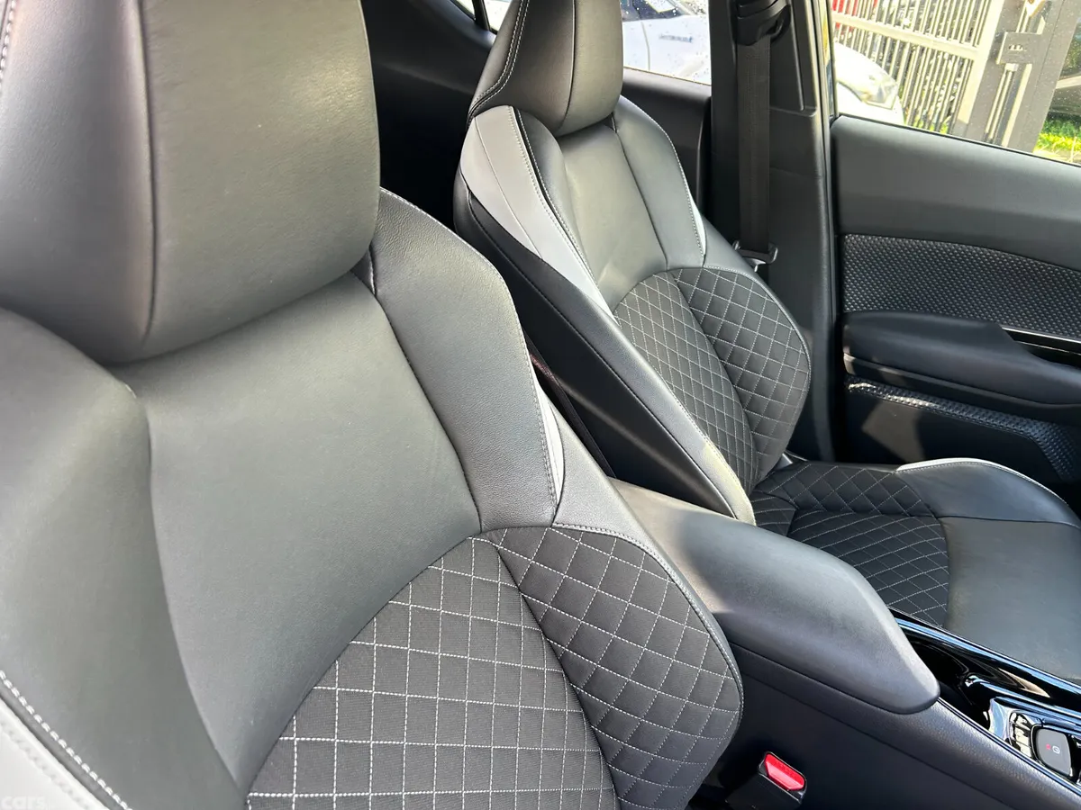 Toyota C-HR Hatchback, Petrol Hybrid, 2019, Black
