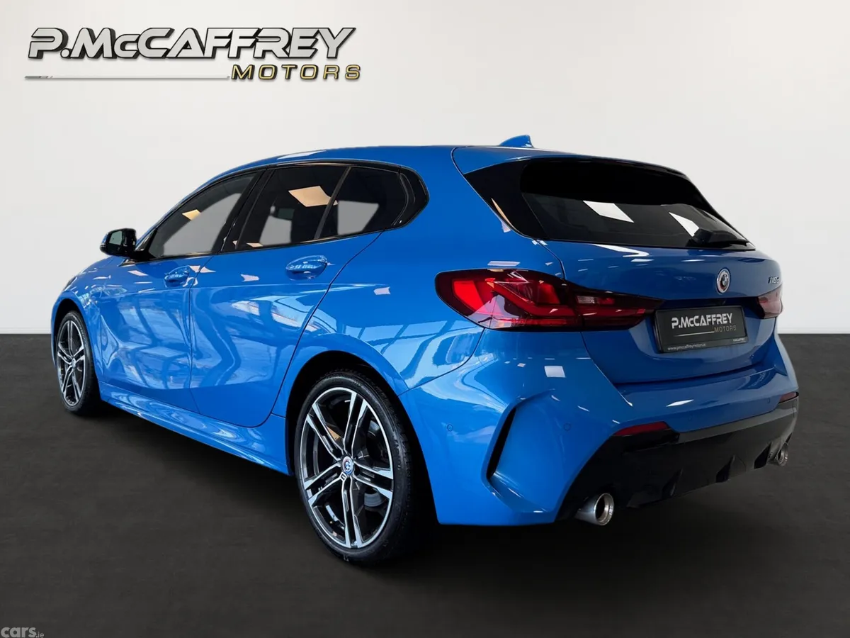 BMW 1-Series Hatchback, Diesel, 2023, Blue