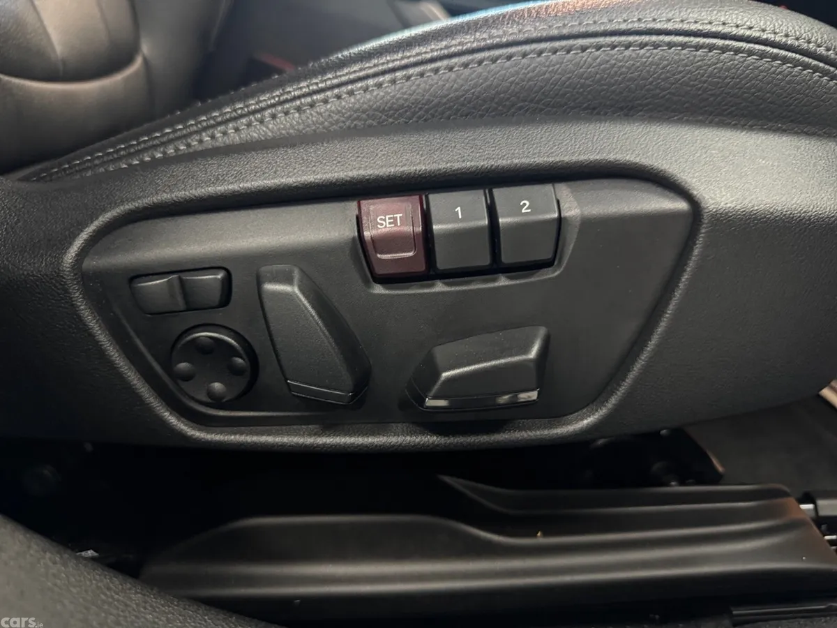 BMW 1-Series Hatchback, Diesel, 2023, Blue
