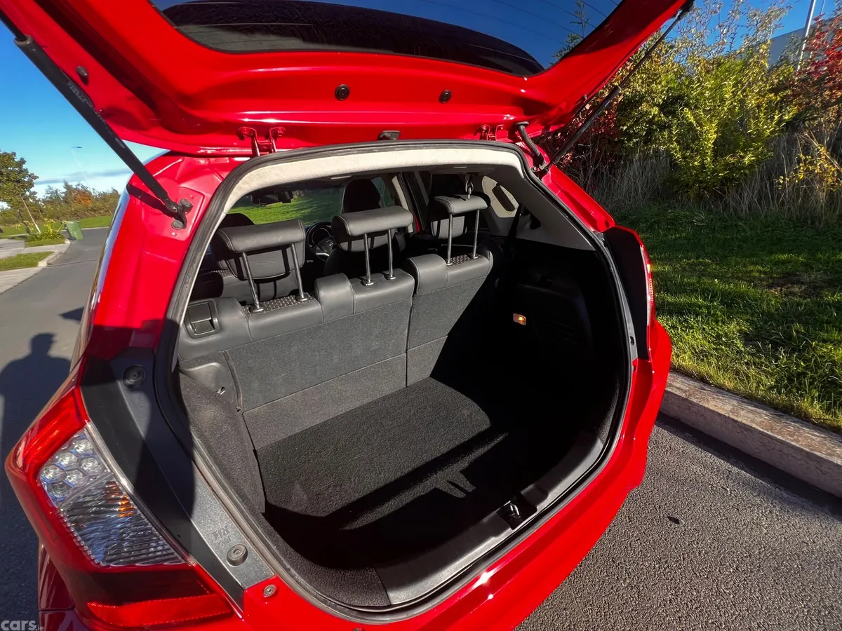 Honda Fit Hatchback, Petrol Hybrid, 2015, Red