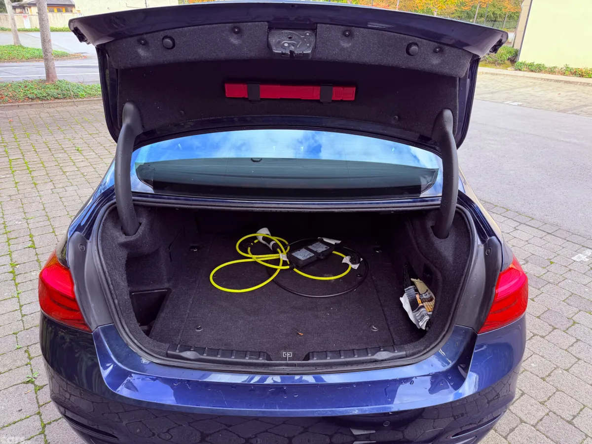 BMW 3-Series Saloon, Petrol Plug-in Hybrid, 2018, Blue