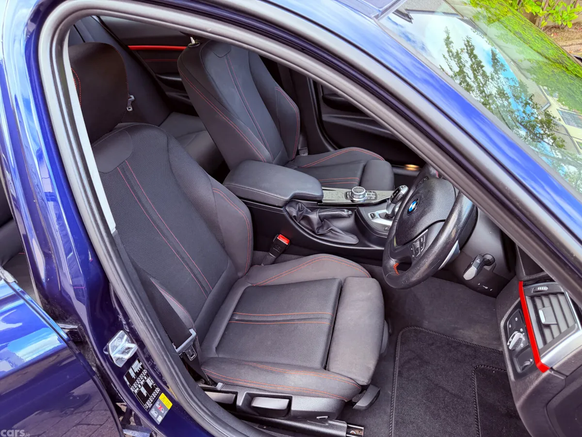 BMW 3-Series Saloon, Petrol Plug-in Hybrid, 2018, Blue