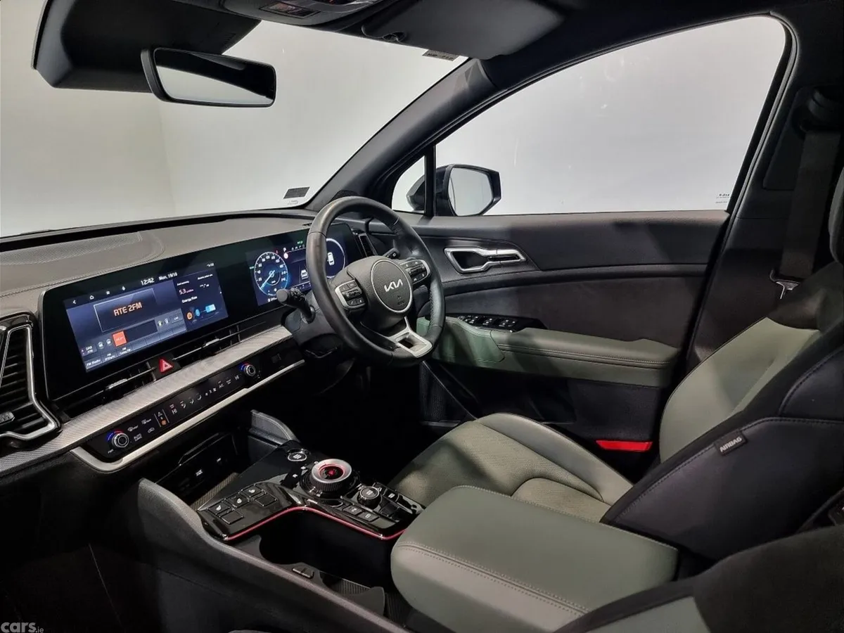 Kia Sportage SUV, Petrol Hybrid, 2024, Black