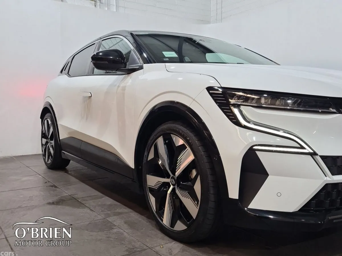 Renault Megane E-Tech Hatchback, Electric, 2023, White