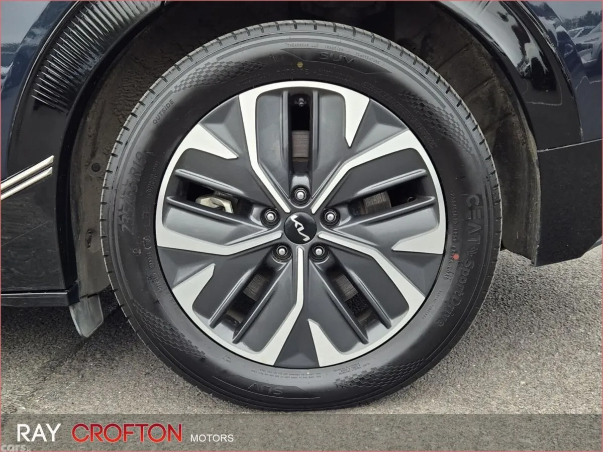 Kia EV6 MPV, Electric, 2023, Blue