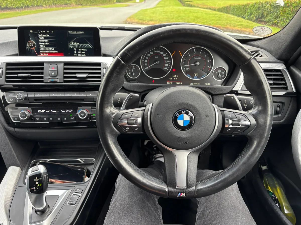 BMW 3-Series Saloon, Petrol Plug-in Hybrid, 2016, White