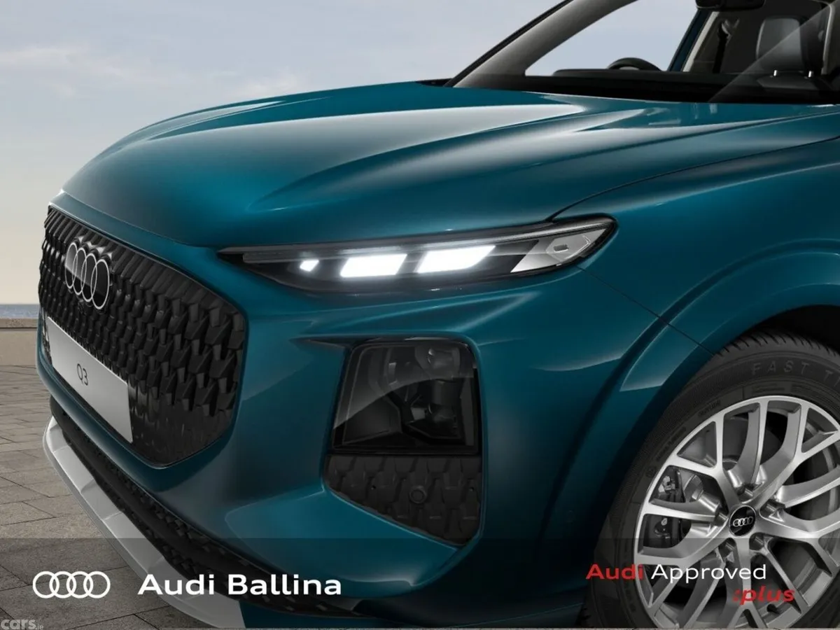 Audi Q3 SUV, Petrol Plug-in Hybrid, 2027, Blue