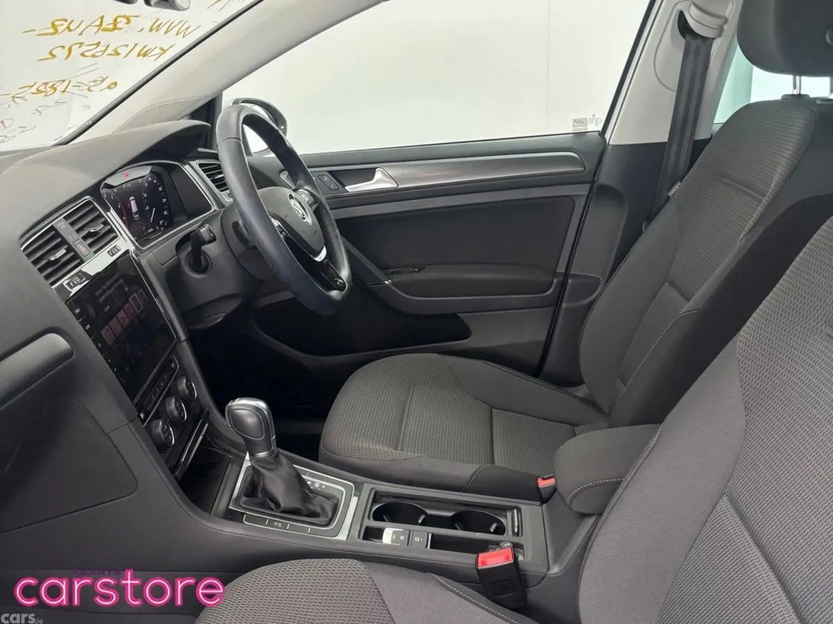 Volkswagen Golf Hatchback, Petrol, 2019, White