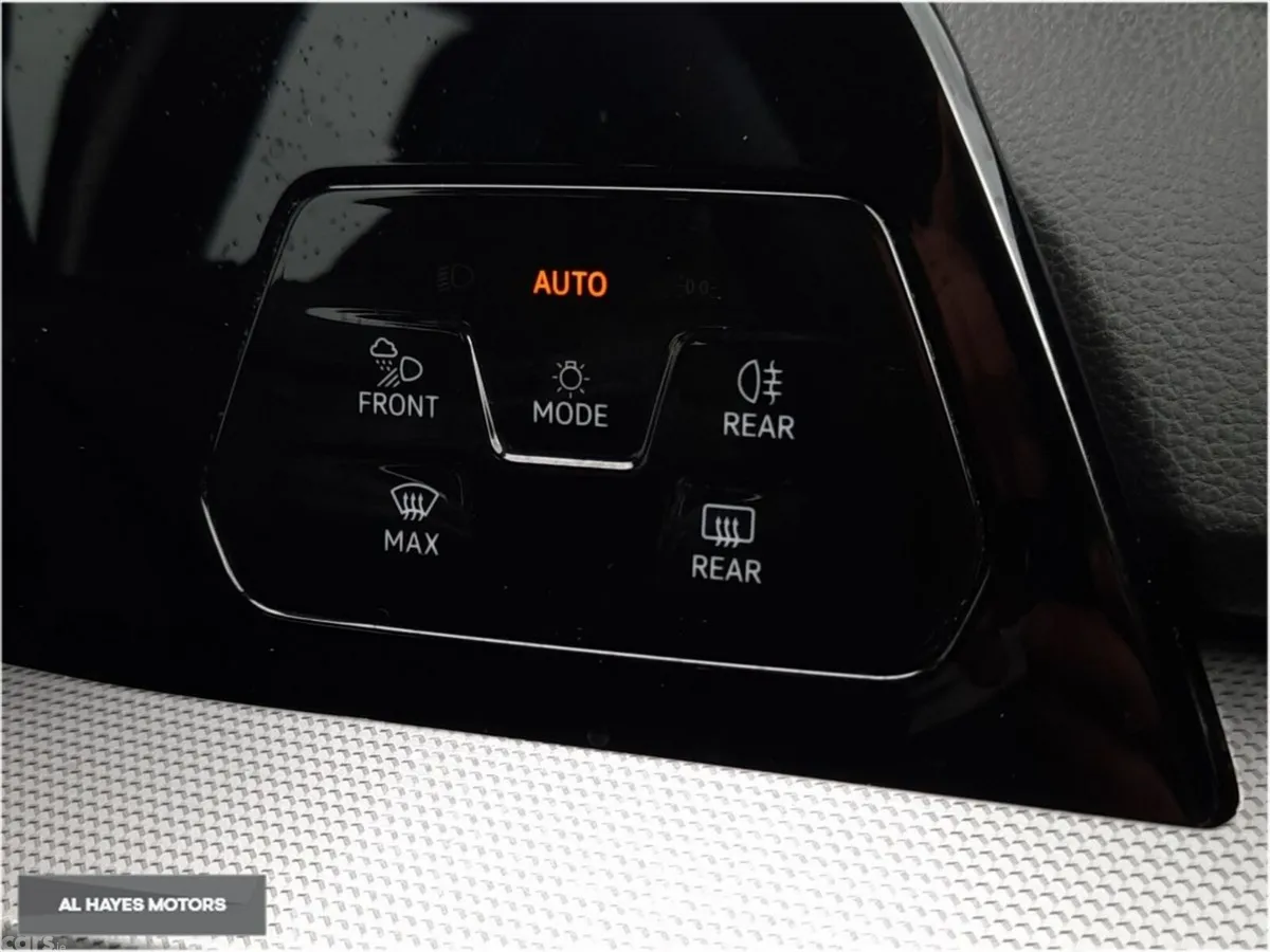 Volkswagen Golf Hatchback, Diesel, 2025, Black