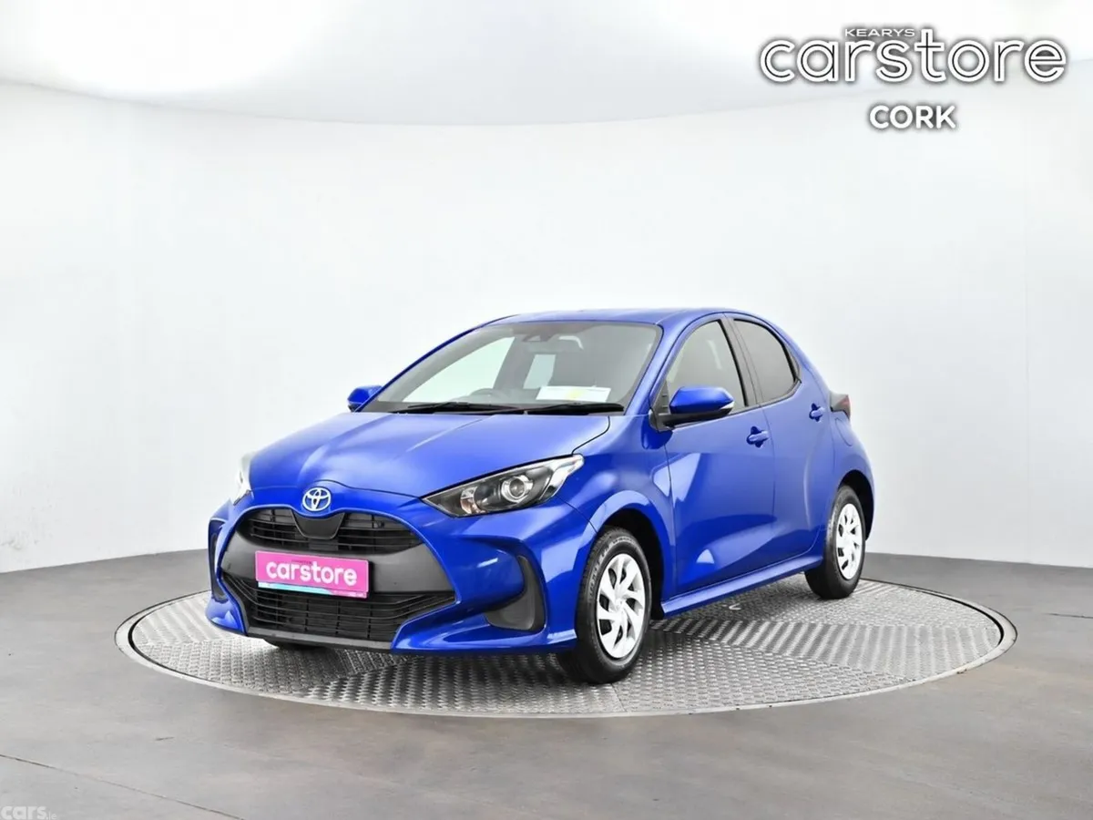 Toyota Yaris Hatchback, Petrol Hybrid, 2022, Blue