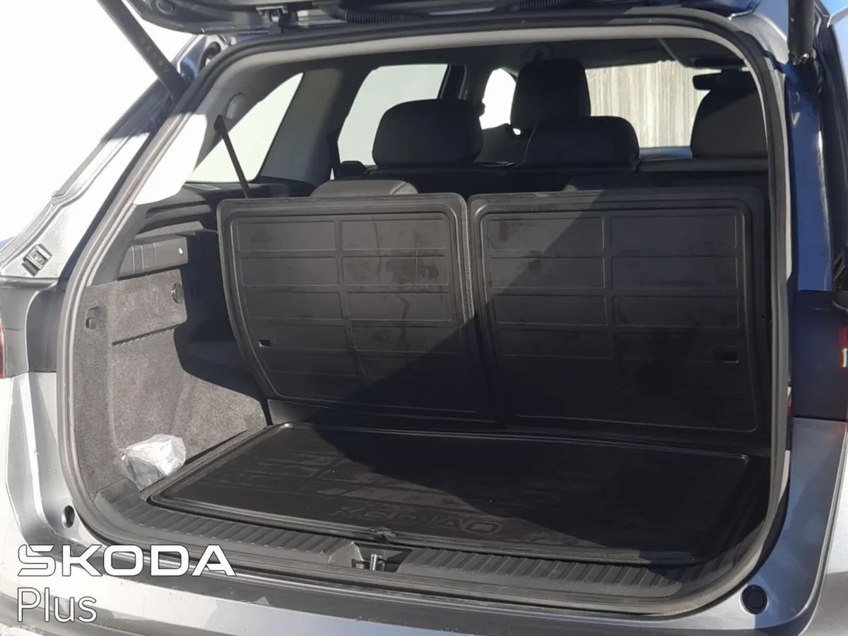 Skoda Kodiaq MPV, Diesel, 2024, Grey