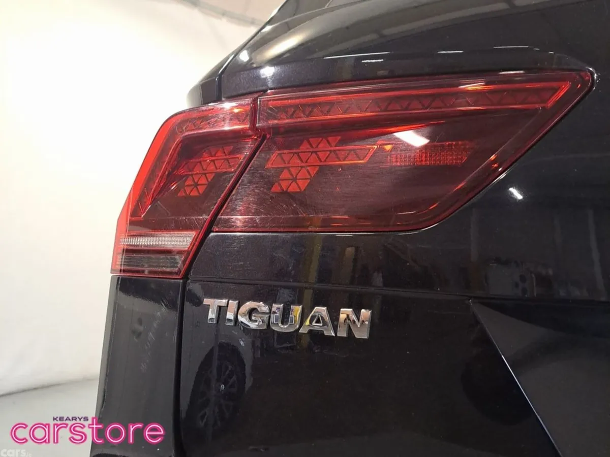 Volkswagen Tiguan SUV, Diesel, 2019, Black