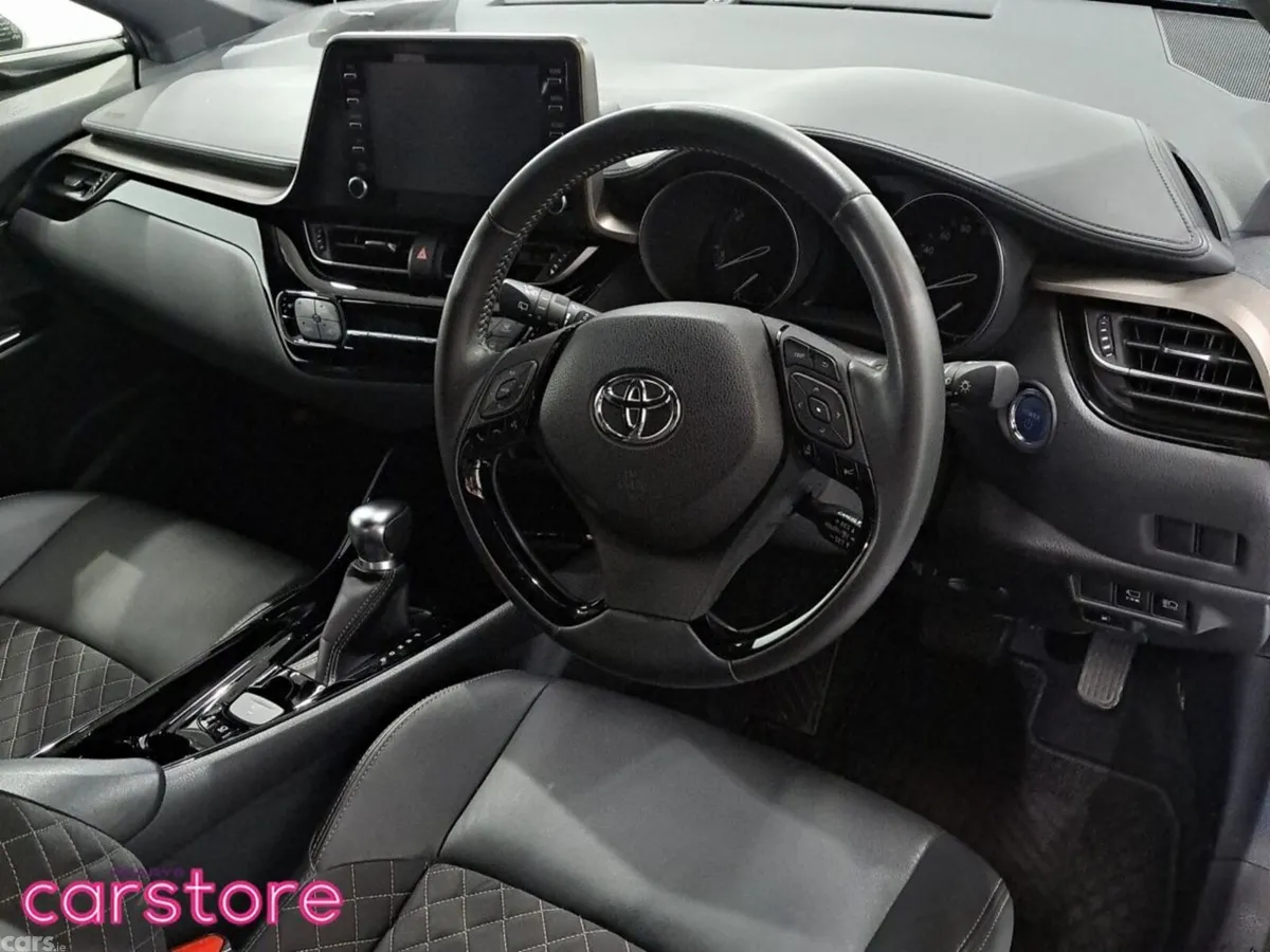 Toyota C-HR Hatchback, Petrol Hybrid, 2023, White