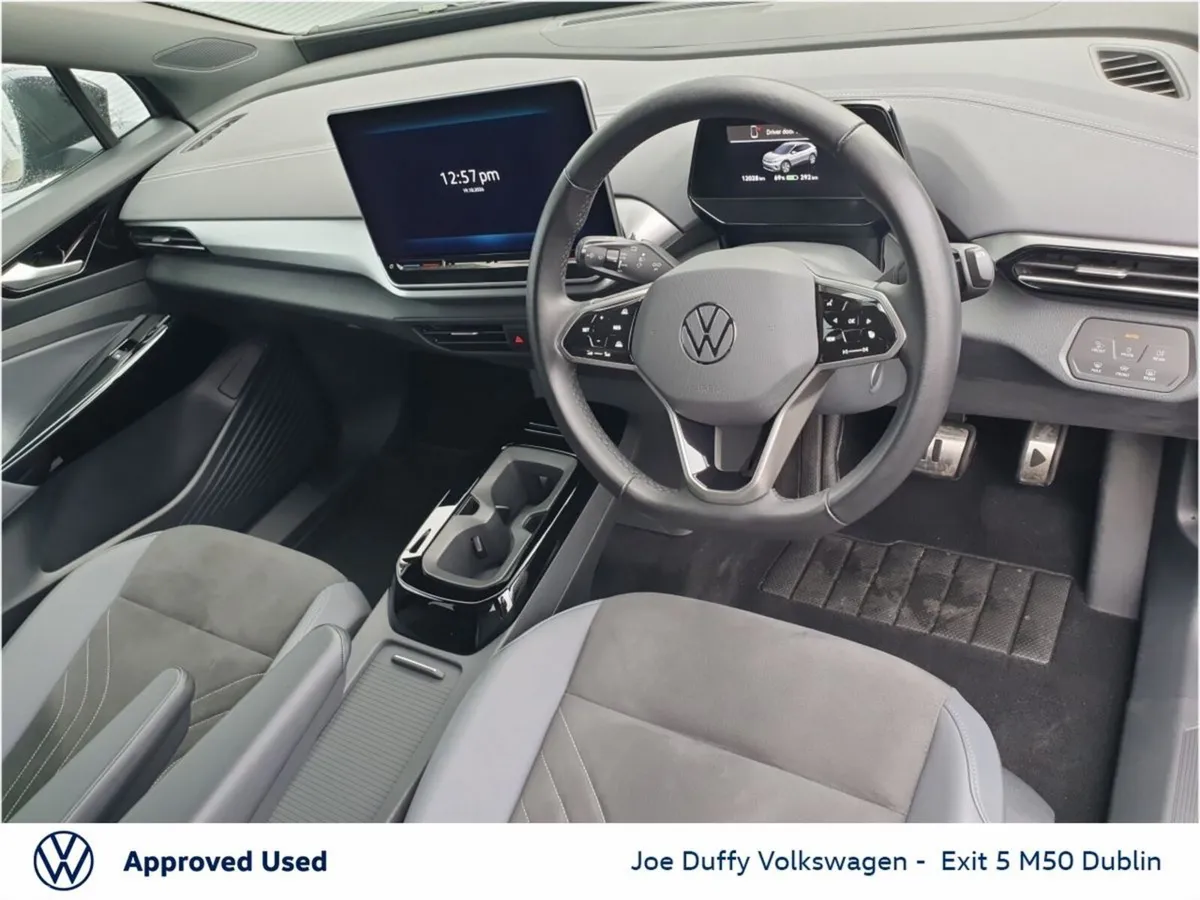 Volkswagen ID.4 SUV, Electric, 2025, Black