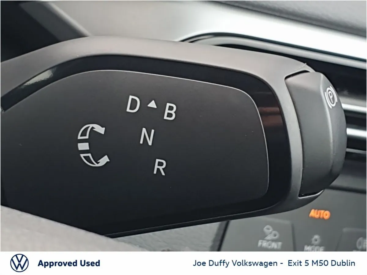 Volkswagen ID.4 SUV, Electric, 2025, Black