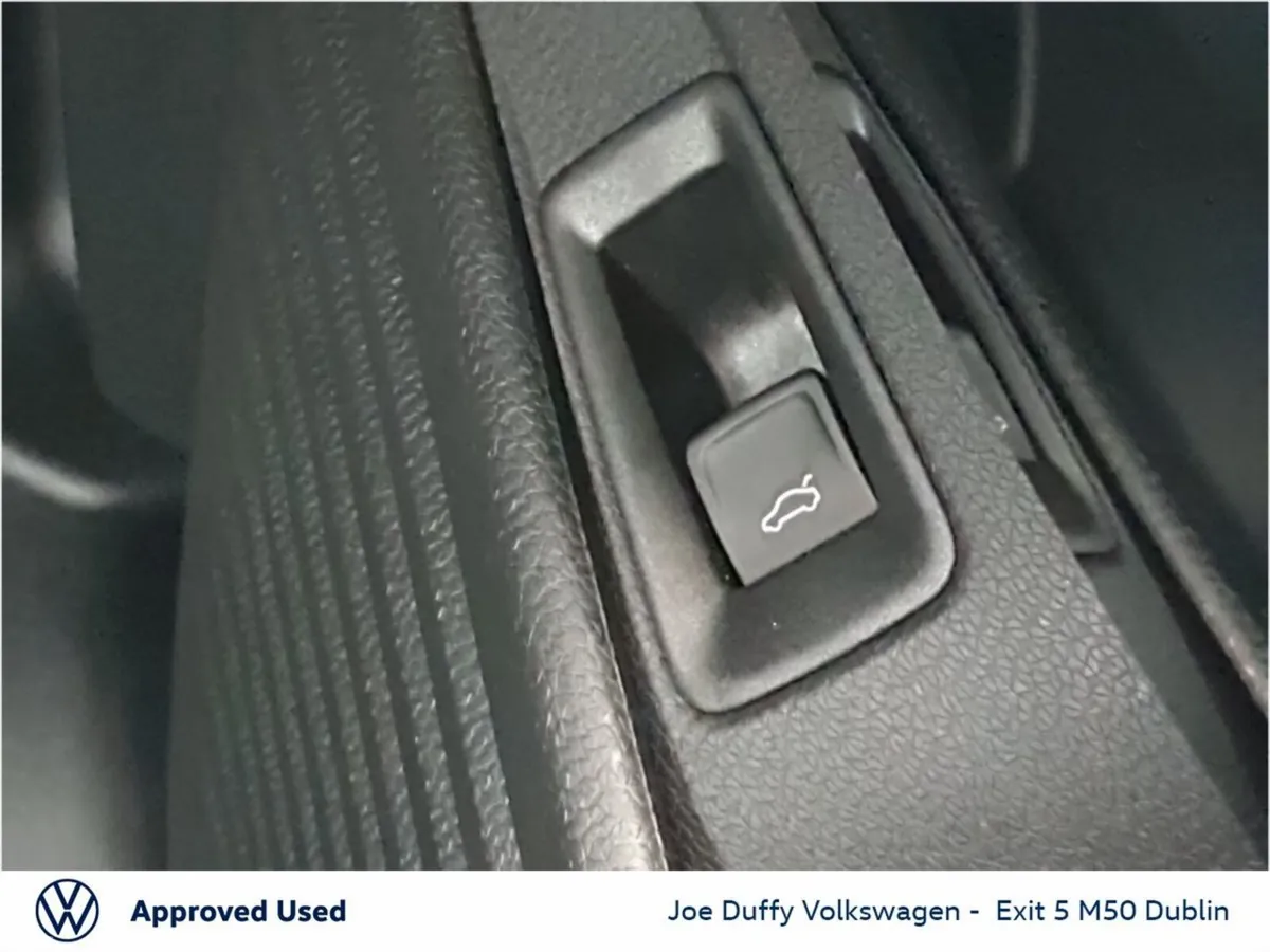 Volkswagen ID.4 SUV, Electric, 2025, Black