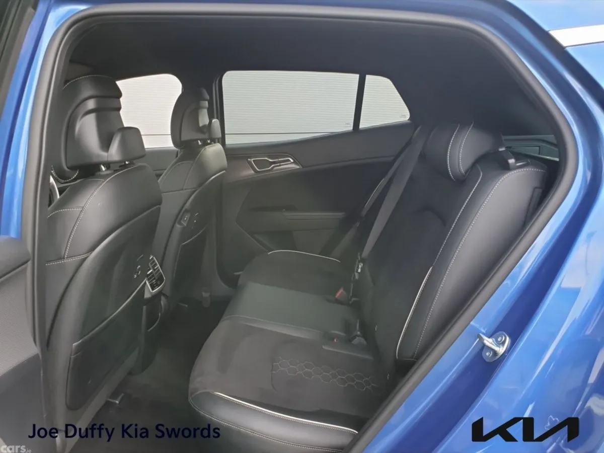 Kia Sportage SUV, Petrol Plug-in Hybrid, 2025, Blue