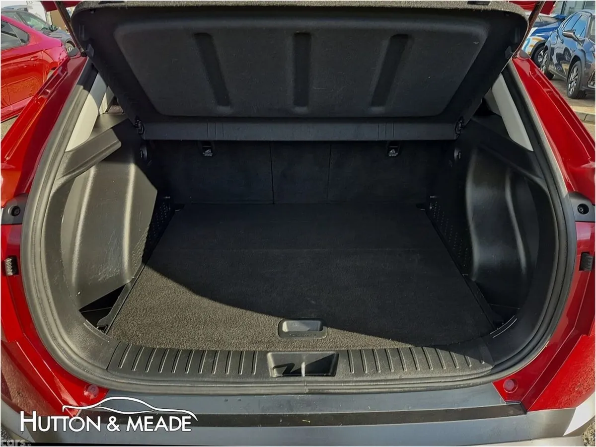 Hyundai KONA SUV, Petrol, 2023, Red
