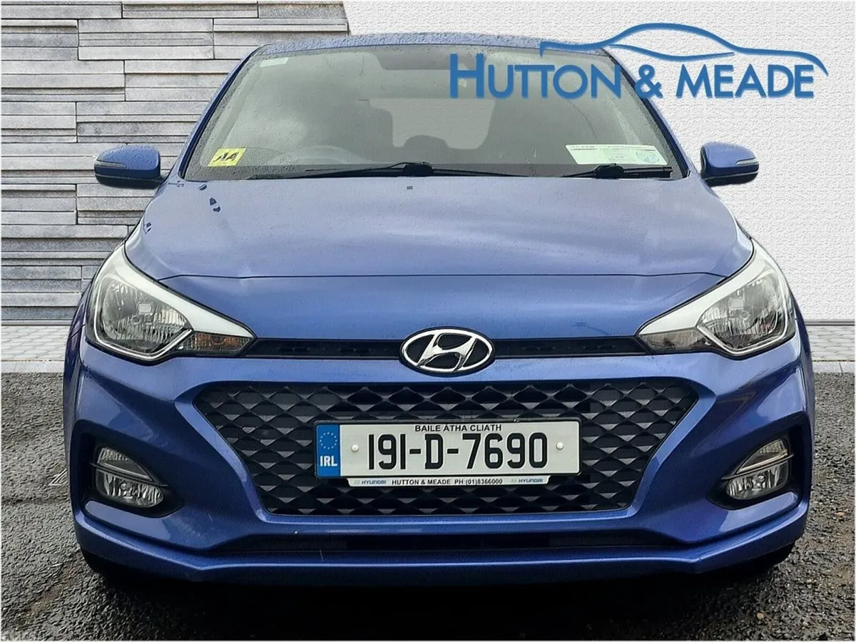Hyundai i20 Hatchback, Petrol, 2019, Blue
