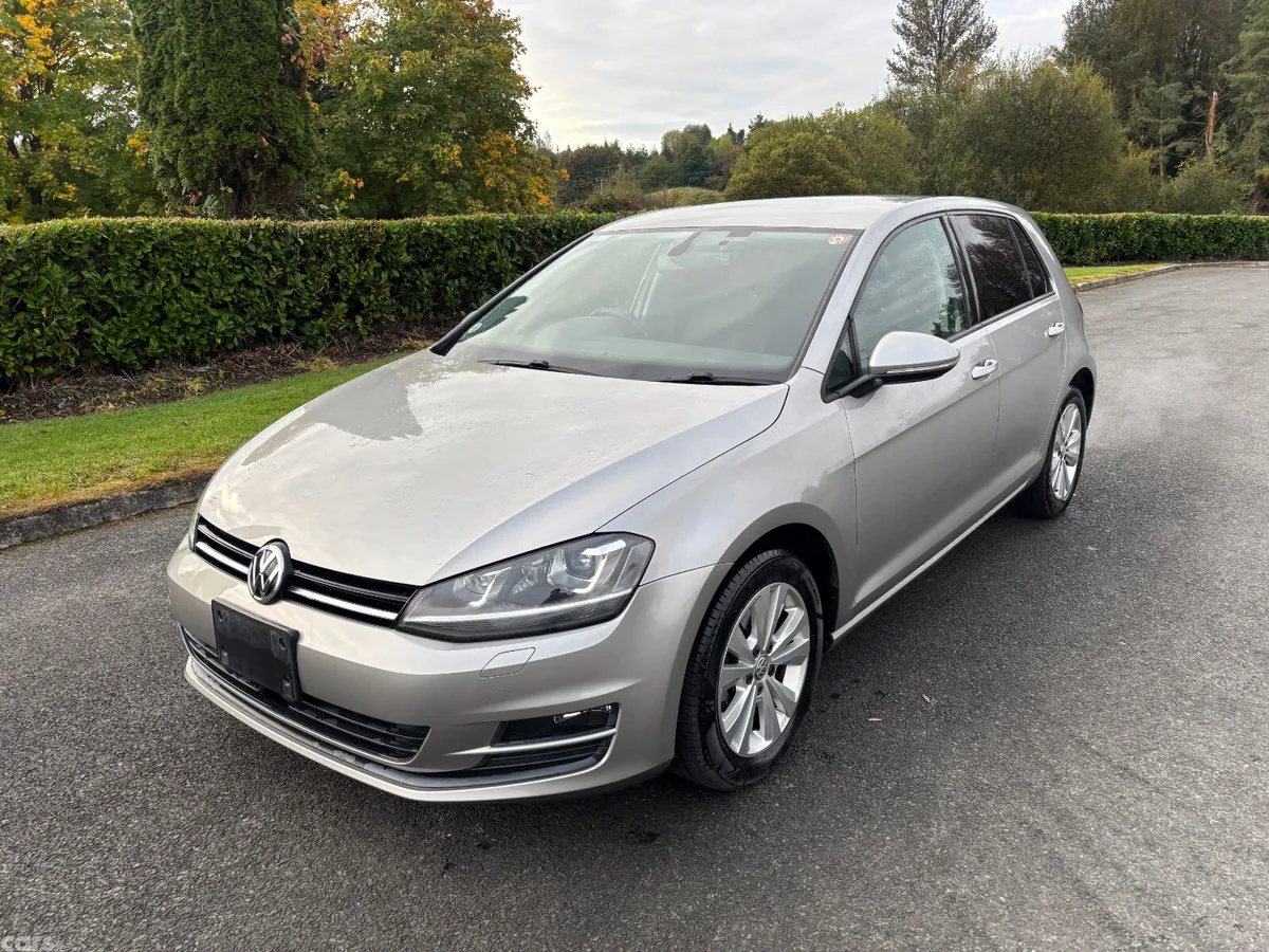Volkswagen Golf Hatchback, Petrol, 2015, Silver