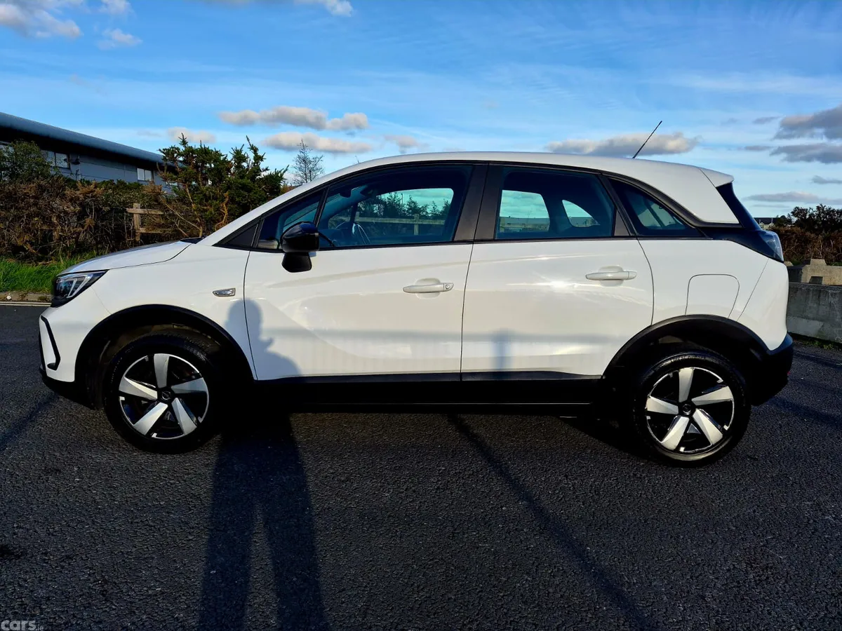 Opel Crossland SUV, Diesel, 2022, White
